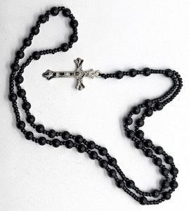Dynamic Retail Global Jesus Cross Chain Necklace Christian Locket