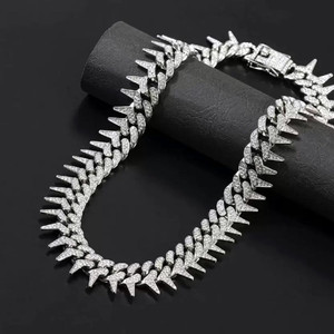 Vivity MC Stan Silver Iced Chain Hip hop Rapper Festive Party Latest Fashion Stylish Cubic Zirconia Silver Plated Stainless Steel Chain