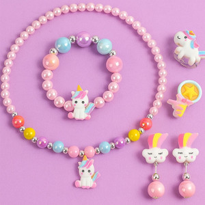 SYGA 5 Piece Unicorn Jewelry Set for Girls- Cute Unicorn Theme(Multicolor) Beads Plastic Necklace Set