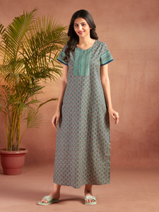 NIHSAMAH Women Nighty