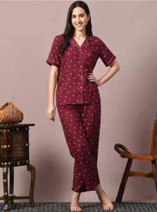 Mukaraniya Women Printed Maroon Top & Pyjama Set