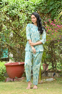 Miss Rekha Women Printed Light Blue Night Suit Set