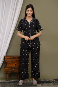 TRINABH Women Printed Black Night Suit Set