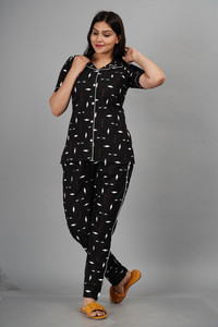 08GENCYCOLLECTION Women Printed Black Night Suit Set