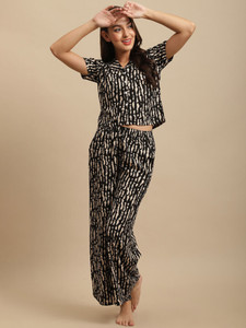 BrownEra Women Abstract Black Night Suit Set