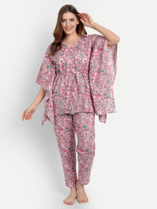 गिथान महिलाओं के लिए प्रिंटेड गुलाबी नाइट सूट सेट