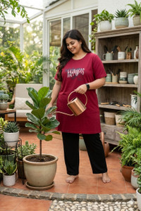 La Rainbow Women Printed Maroon Top & Pyjama Set