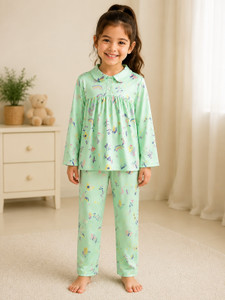 SHINYDOTS Girls Printed Light Green Top & Pyjama Set