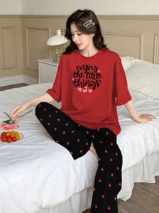 kshs Women Graphic Print Red, Black Night Suit Set