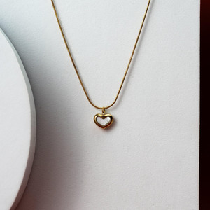 Lady Raiment Anti-Tarnish white Heart Shape Gold Plated Pendent with Chain necklace For Women Gold-plated Stone Pendant