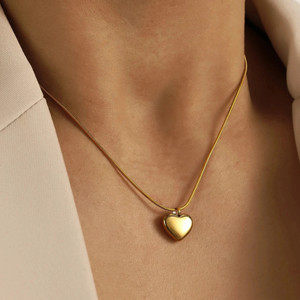Lady Raiment Anti-Tarnish Gold Plated Heart Pendant with Chain Gold-plated Stainless Steel Pendant