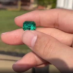 SIDHGEMS 7.25 Ratti 6.00 Crt Brazilian Emerald Panna Original Gemstone Certified Natural Emerald Stone