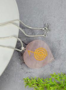 REIKI CRYSTAL PRODUCTS Natural Rose Quartz Heart Shape Pendant Locket with Metal Chain for Unisex Crystal Crystal Pendant