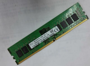 Sk Hynix 16GB DDR4 DESKTOP 2400T DDR4 16 GB (Dual Channel) PC