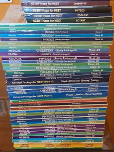 Aakash Study Material NEET Preperation 11&12 (Physics, Chemistry, Zoology, Botany)