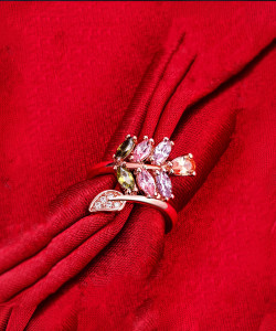 YELLOW CHIMES Multicolor Sparkling Glamourously Swiss Zircon RoseGold Plated Adjustable Ring Alloy Gold Plated Ring
