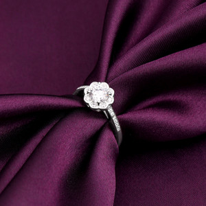 GIVA 925 Silver Zircon Flower Blossom Ringfor Women Silver Zircon Rhodium Plated Ring