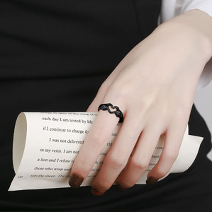 Uniqon Black Geometric Palm Love Gesture Couple Hands Than Heart Thumb Finger Ring Stainless Steel Ring