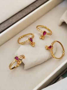VIAANA CREATIONS Traditional Indian Toe Ring Set Brass Cubic Zirconia, Diamond Gold Plated Toe Ring Set