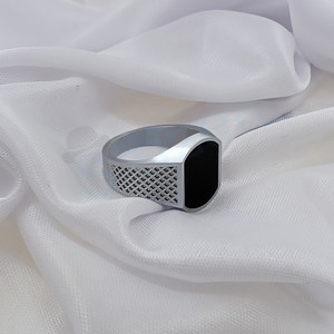 Trinket World Elegant Men and Boys Sterling Silver Ring with Onyx Stone and Intricate Crystal एलॉय ओनिक्स सिल्वर प्लेटेड रिंग