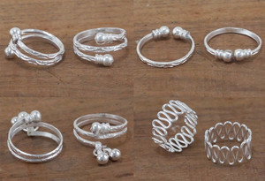 Goldfish Stylish Brass Silver Plated Toe Ring