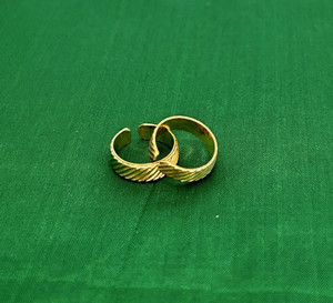 Impon Adjustable Daily Use Impon Metti/Toe Ring Metal Toe Ring