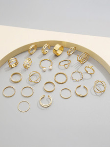 Jewels Galaxy Designer stackable ring combo for women/girls Alloy Gold Plated Ring Set