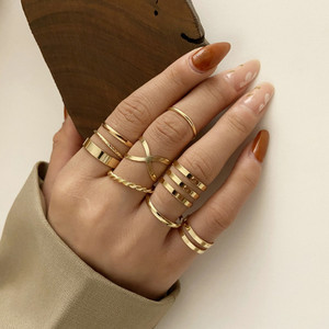 Vembley Latest Stylish Gold Plated Boho Midi Finger Rings - Set of 8 एलॉय सोना प्लेटेड रिंग