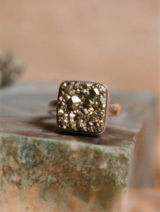 Japam Raw Pyrite Abundance Ring – Natural Pyrite Crystal Stone Ring for Prosperity Brass Ring