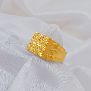 Saizen RoyalEdge Chillai Work Gold-Plated Finger Ring for Men And Boy's Stainless Steel Gold Plated Ring