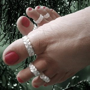 Buyosm Ecom White Metal Traditional Ethnic Payal Leg Chain Anklet for Woman & Girls Alloy Toe Ring