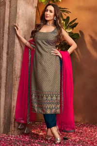 UGMAZ Embellished Kurta, Palazzo & Dupatta Set