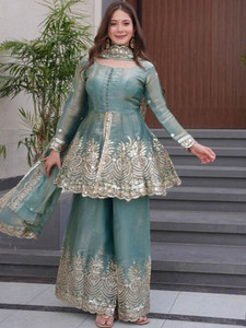 PRAHICREATION Embroidered Kurta, Palazzo & Dupatta Set