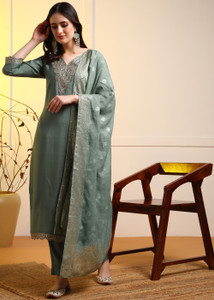 New Ethnic 4 You Embroidered Kurta, Salwar & Dupatta Set