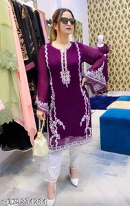 Ganderi Women Kurta Palazzo Set