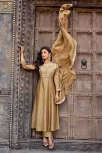 OMICRON Embroidered Anarkali Kurta Set - Image 6