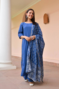 Lamba Creations Solid Kurta, Trouser/Pant & Dupatta Set