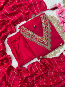 MAA SHANTI ENTERPRISE Women Ethnic Top Pant Ethnic Jacket Set