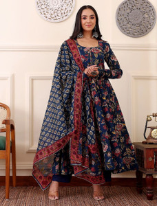 CreationRajvi Self Design Kurta, Trouser/Pant & Dupatta Set