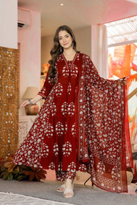 निशा फैशन फ्लोरल प्रिंट अनारकली कुर्ता, बॉटम और दुपट्टा सेट