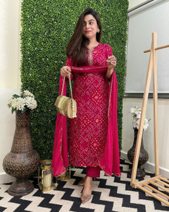 Lakasadapapel Printed Kurta, Trouser/Pant & Dupatta Set