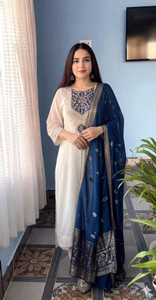 Theasvolks Women Kurti Pant Dupatta Set