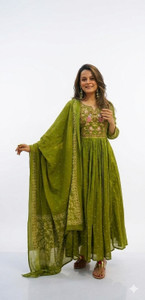mahiyasut Embroidered Anarkali Kurta, Bottom & Dupatta Set