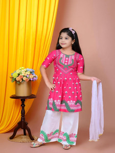 NEW SK DRESSES Girls Festive & Party Kurta, Pyjama & Dupatta Set