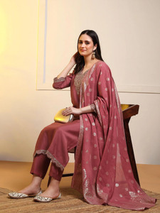 New Ethnic 4 You Embroidered Kurta, Salwar & Dupatta Set
