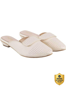 METRO PointedToeBlockMules Women Flats