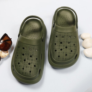 MOZAFIA Men Clogs