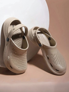 action ONTC-17 Women Clogs