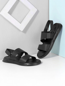 MOCHI Men Sandals