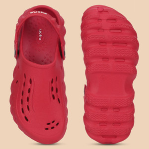 yoho Wavy Clogs Men Clogs